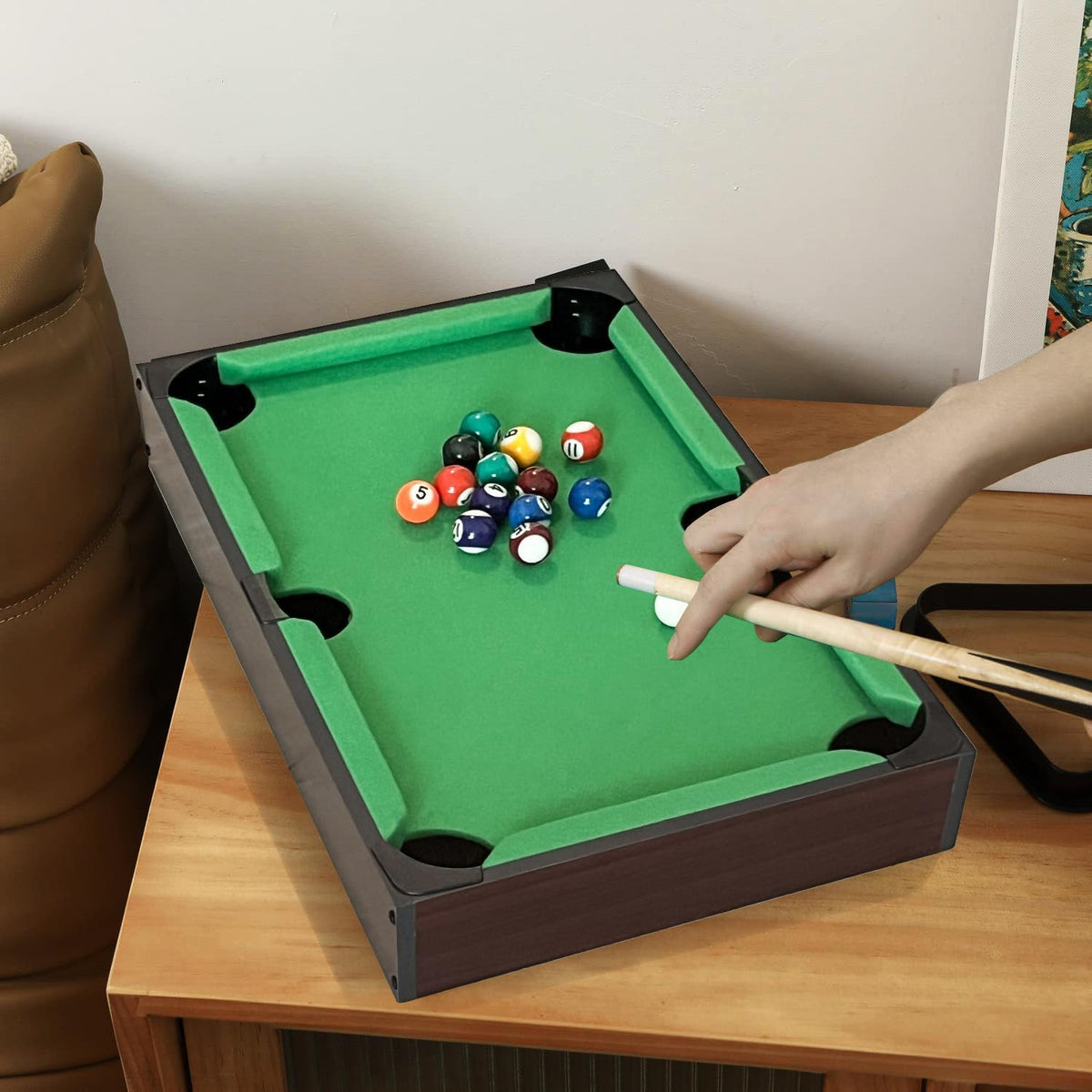 Hyner Mini Billardtisch 52 cm – Tragbarer Holz-Tischbillard-Set für Kinder & Erwachsene – Inkl. 16 Bällen, 2 Queue & Dreieck